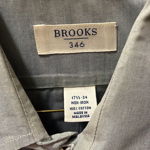 Brooks Brothers button down 171/2  -34 - Picture 2 of 3